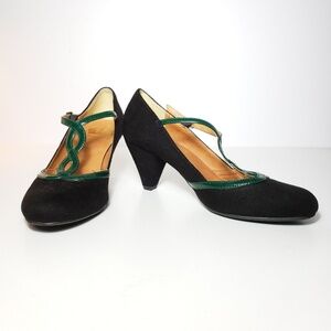 CROWN VINTAGE Braided T-Strap Pump